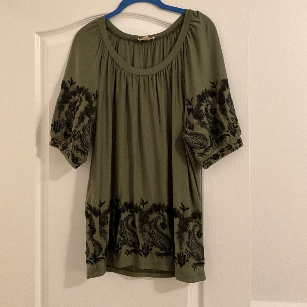 Cupio Elegant Olive Green Women's Top with Black Detailing large